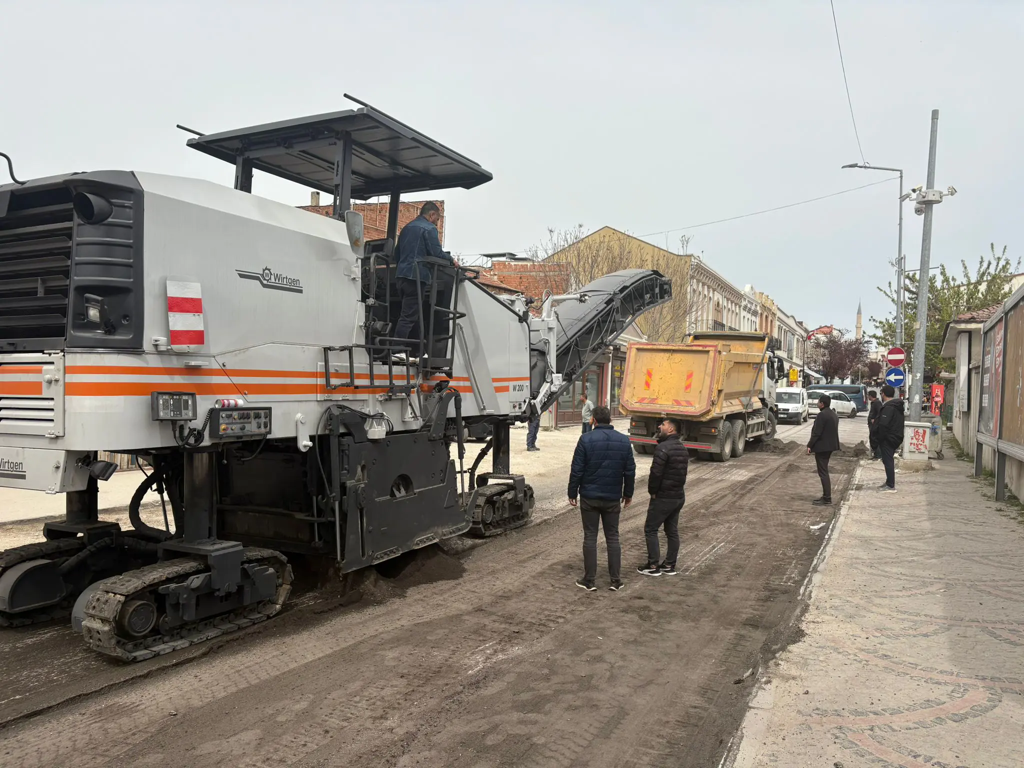 KALEİÇİ’NDE ÜSTYAPI ÇALIŞMALARI BAŞLADI galeri görseli